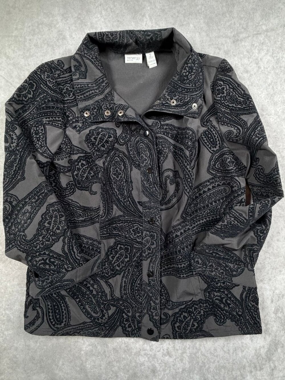 Zenergy by Chico’s Women’s Flocked Velvet Paisley Snap Jacket Size 2